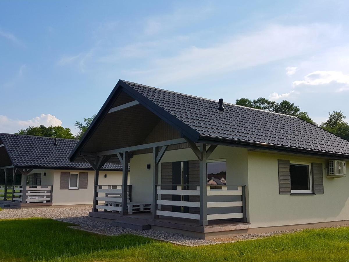 Domki Komfort Caloroczne Zator Ngoại thất bức ảnh