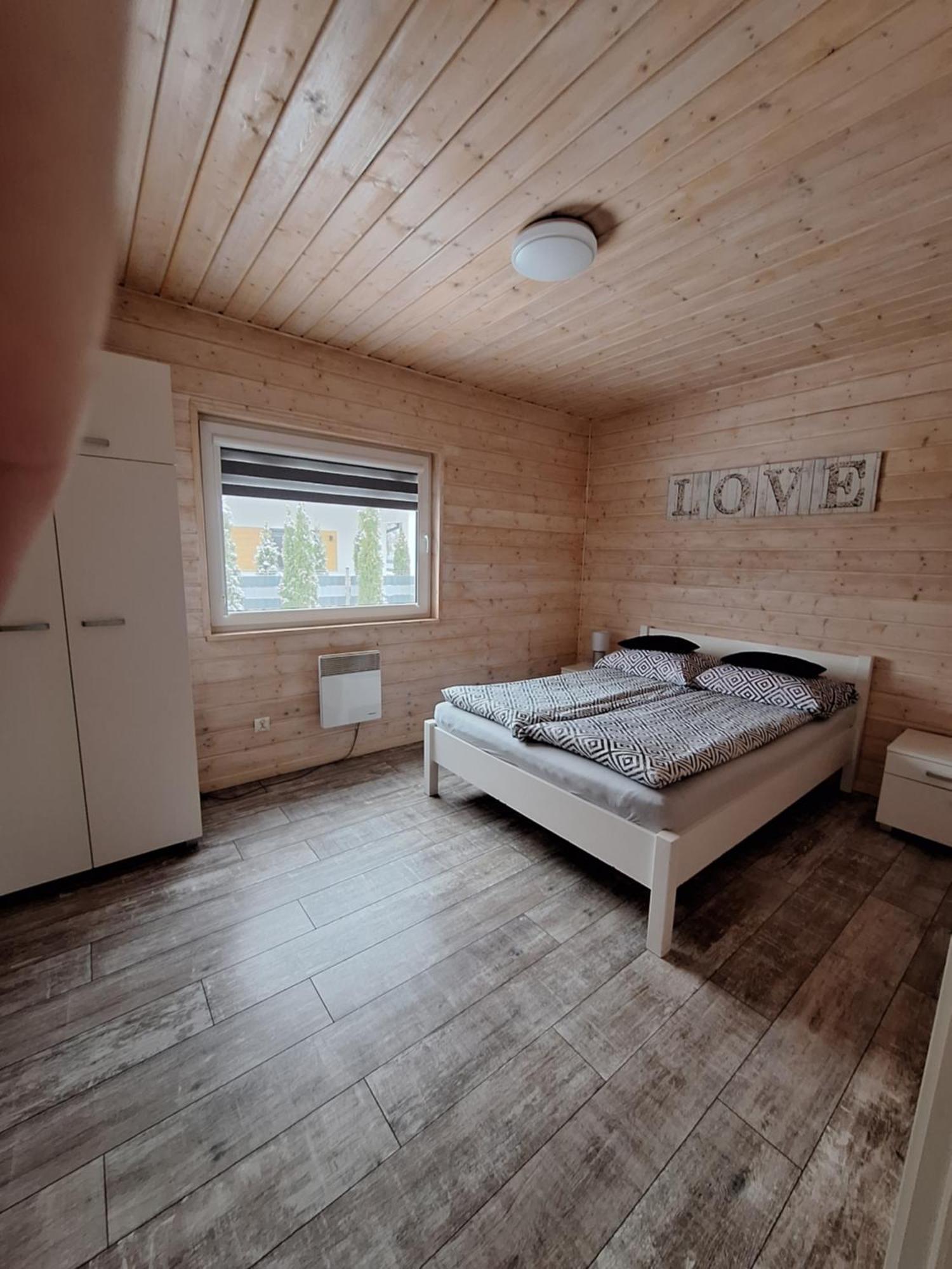 Domki Komfort Caloroczne Zator Ngoại thất bức ảnh